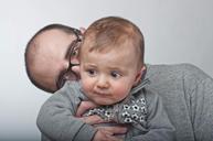 father-emotions-children-portrait-588605.jpg