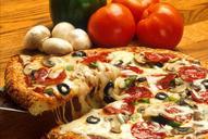 pizza-drink-food-386717.jpg