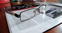 glasses-lenses-frames-glass-219734.jpg