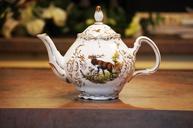 porcelain-tea-pot-garnish-1504165.jpg