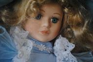 doll-porcelain-antique-vintage-504375.jpg