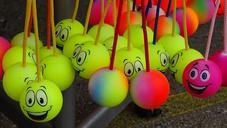 balls-about-yellow-movement-play-507124.jpg