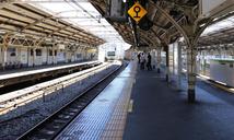 train-station-stop-waiting-open-1405260.jpg