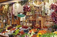 market-hall-stand-vegetables-fruit-201046.jpg