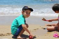 beach-children-playing-chile-1205508.jpg