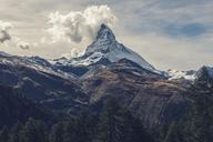 matterhorn-mountain-alps-984128.jpg