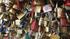 locks-love-bridge-padlock-688787.jpg