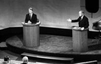 President_Ford_and_Jimmy_Carter_debate_-_NARA_-_7027919.jpg