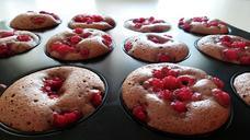 muffins-baking-cupcake-berry-796816.jpg