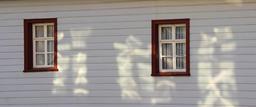 window-vacation-light-white-red-605769.jpg