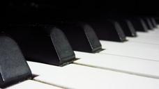 piano-keys-close-music-1004483.jpg