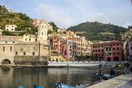 cinque-terre-italy-architecture-1050739.jpg