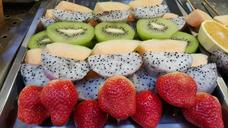 fresh-fruit-kiwi-strawberry-1162732.jpg