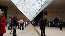 the-louvre-museum-louver-paris-619894.jpg