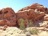 rocks-boulders-desert-sunshine-698877.jpg