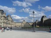 louvre-paris-france-pyramid-498362.jpg