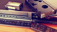 vcr-video-tapes-movie-old-retro-1221156.jpg