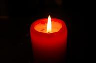 candle-light-fire-dark-glowing-789376.jpg