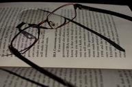 reading-glasses-read-books-old-314991.jpg