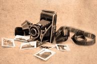 old-camera-photography-photographer-83751.jpg