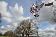 windmill-nature-old-645974.jpg