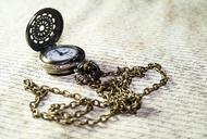 clock-time-pocket-watch-old-623168.jpg