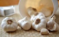 garlic-cloves-of-garlic-kitchen-eat-545223.jpg