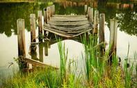 pier-wooden-planks-shore-water-336599.jpg