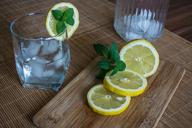 lemon-ice-cubes-summer-refreshment-409088.jpg