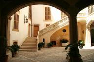 courtyard-arcade-stairs-south-hot-595831.jpg