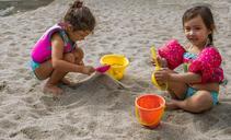 children-beach-playing-sand-people-1008323.jpg