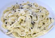 fresh-pasta-pesto-parmesan-751672.jpg