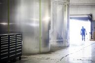 hangar-fuel-tanks-silos-693255.jpg