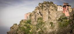 cinque-terre-italy-nature-332321.jpg