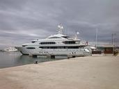 yacht-boat-port-moored-boat-348417.jpg