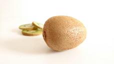 kiwi-fruit-green-1364978.jpg