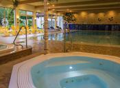 pool-hotel-water-resort-relaxation-410772.jpg