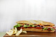 sandwich-food-lunch-lettuce-1112984.jpg