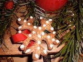 gingerbread-snow-crystal-1048921.jpg