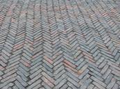 road-ground-paving-stones-away-537712.jpg