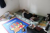 barcelona-student-man-poor-sleep-433918.jpg