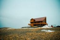 cabin-house-architecture-wood-506637.jpg