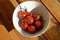 tomatoes-red-vegetables-food-480717.jpg