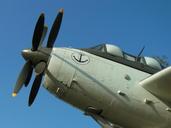 aircraft-propeller-aviation-683527.jpg