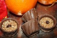 chocolates-tangerines-delicious-1128578.jpg