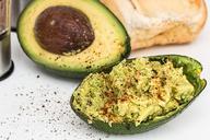 avocado-salad-fresh-food-829092.jpg