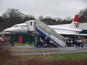 Mercedes_Benz_World,_Brooklands,_London_Bus_Museum_215.jpg