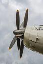 propeller-aircraft-detail-587055.jpg