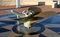 geraldton-memorial-propeller-1105932.jpg