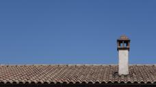 roof-fireplace-shingle-italy-1611020.jpg